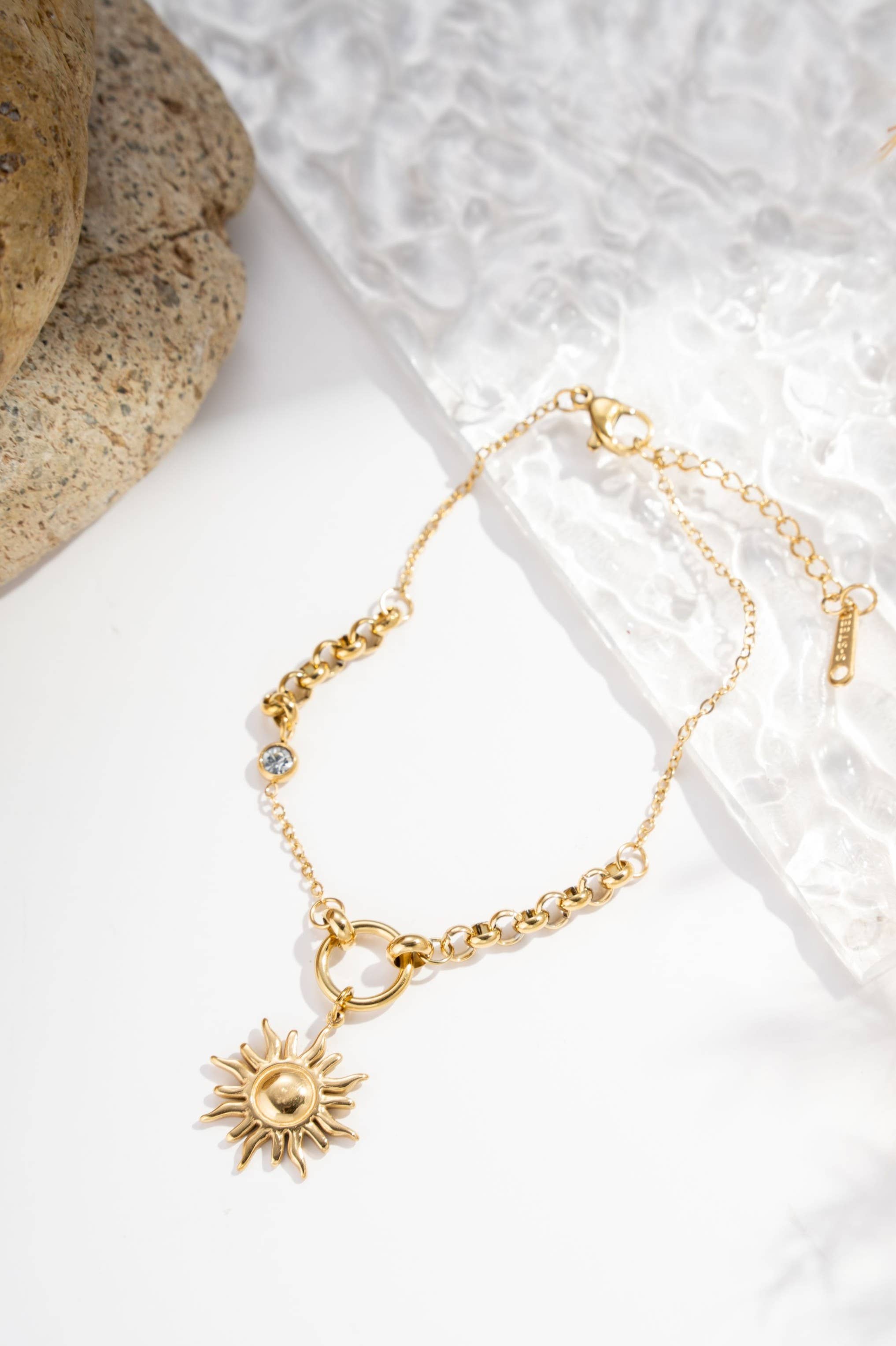 Soléa – Bracelet Soleil Doré
