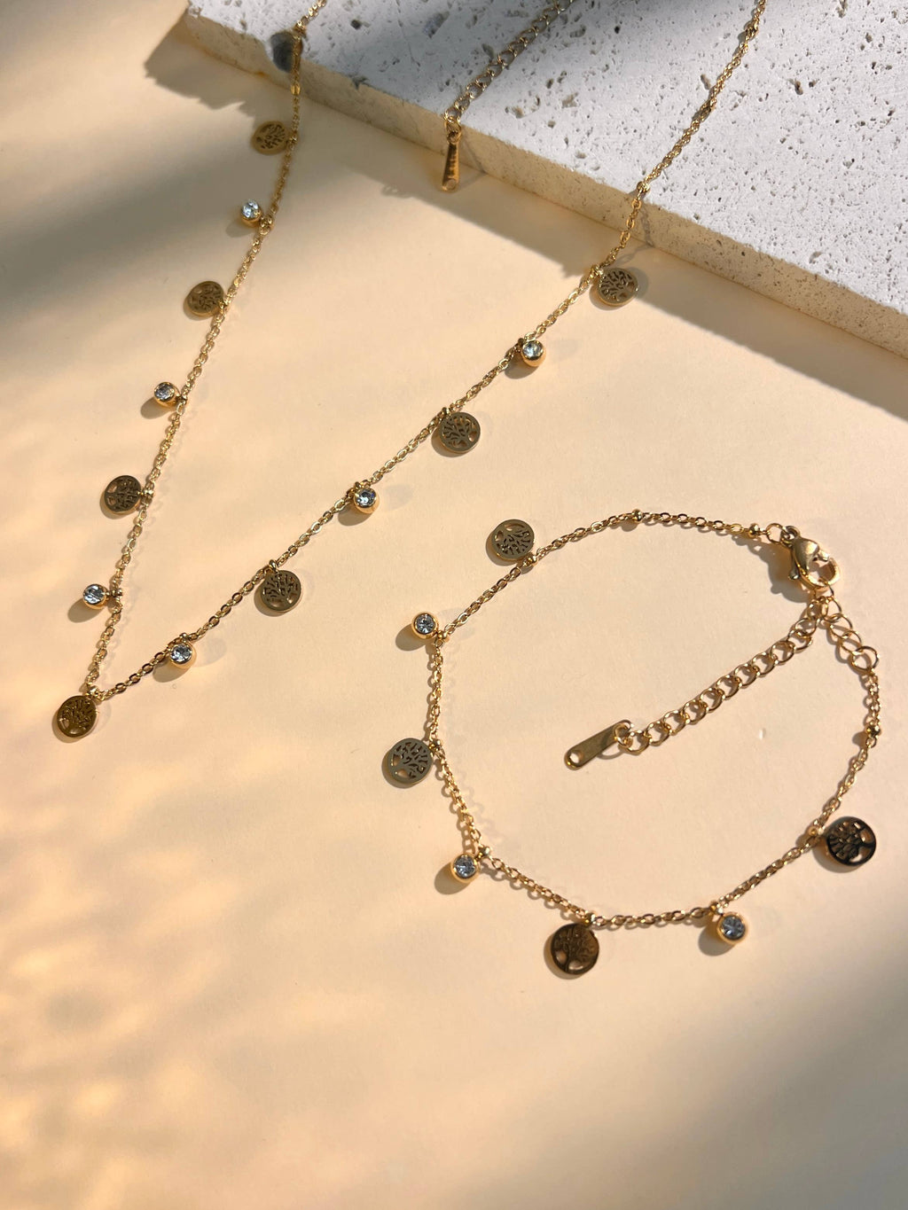 Parure collier et bracelet breloque arbre de vie en acier